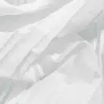 Белая тканевая штора для ванной Sukhona