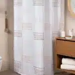 Тканевая штора для ванной Nebeskvit молочного цвета